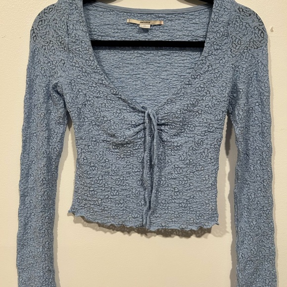 Kimchi Blue Light Blue Lace Ruched Top - Picture 2 of 6